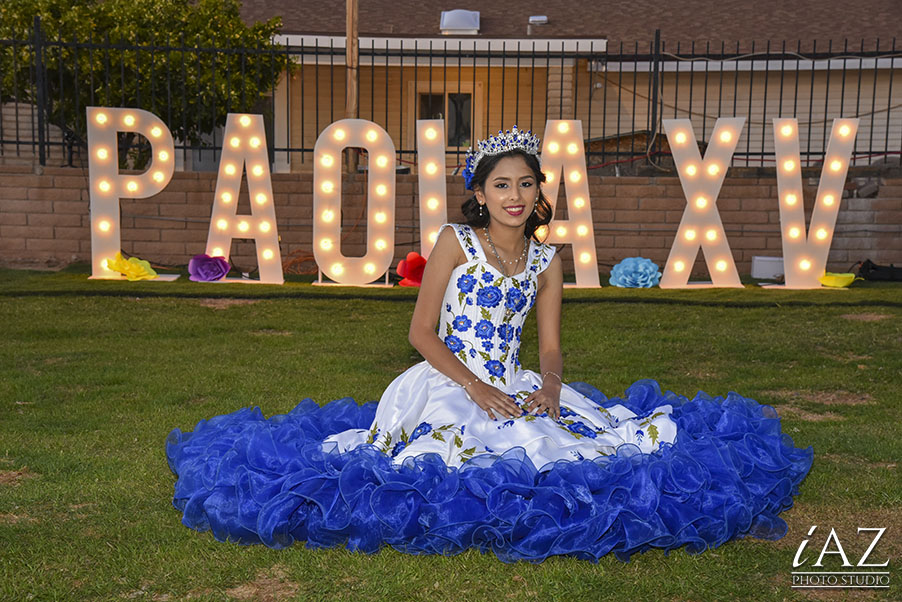 Bella Quinceañera en El Mirage, Arizona con fotógrafo experto